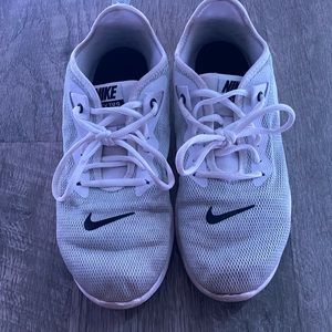 WOMENS NIKE FLEX TR9 SHOES